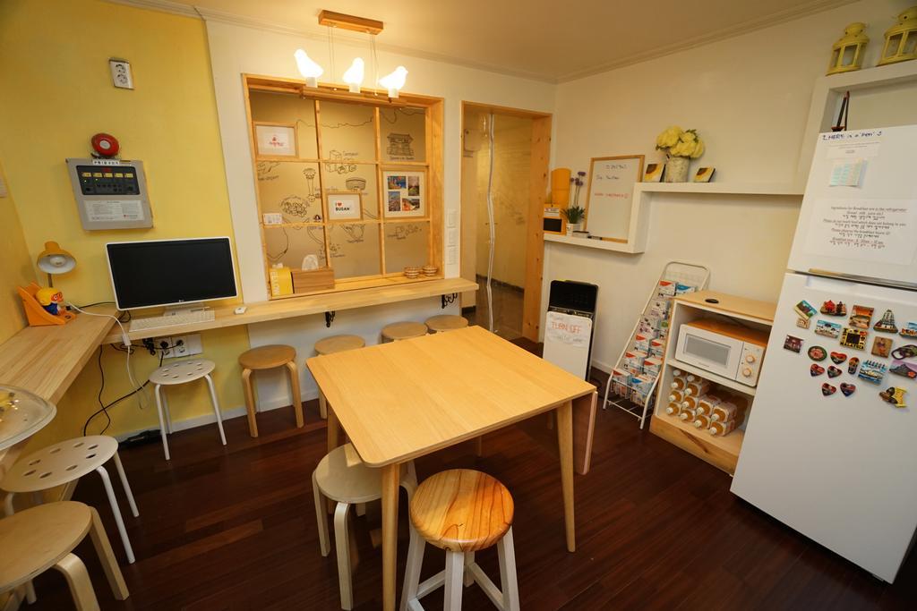 710 Guesthouse Yellow Pusan Zewnętrze zdjęcie