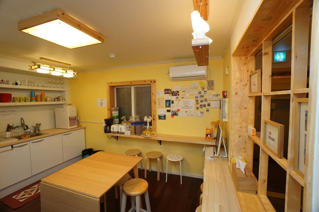 710 Guesthouse Yellow Pusan Zewnętrze zdjęcie