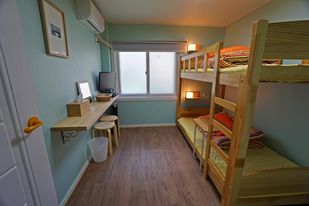 710 Guesthouse Yellow Pusan Pokój zdjęcie