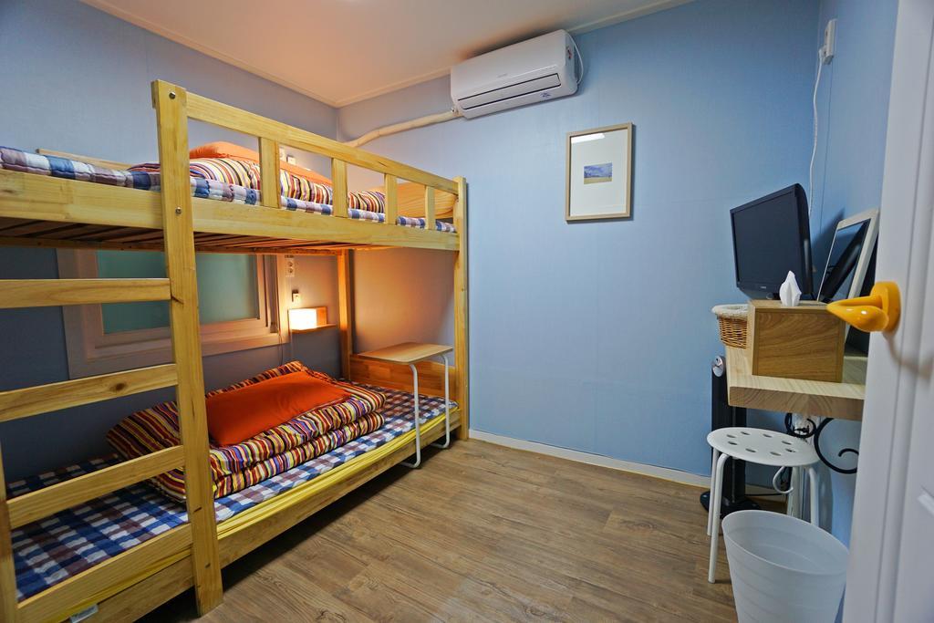 710 Guesthouse Yellow Pusan Pokój zdjęcie